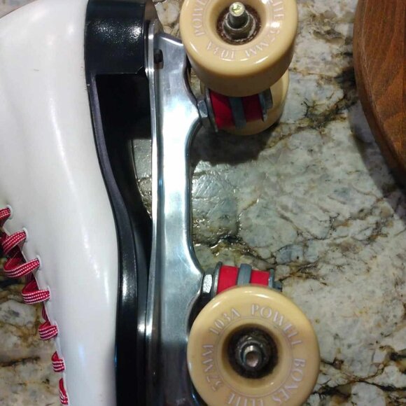 Vintage Dominion Rollerskates with Powell Bones Elite Wheels - Picture 10 of 12
